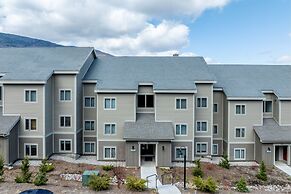 100 Snow Creek 2 Bedroom Condo