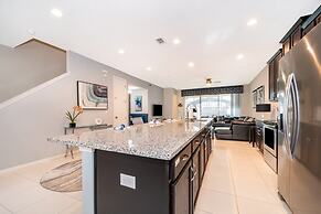 New! Modern Townhome Near Disney! Splash Pool, Resort W/waterpark-8206