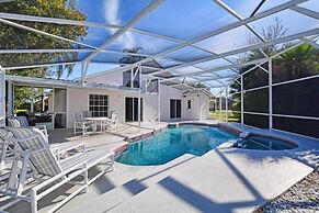 Beautiful Waterfront Home Close To Disney!large Spacious Layout, Pool 