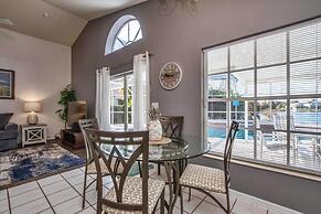 Beautiful Waterfront Home Close To Disney!large Spacious Layout, Pool 