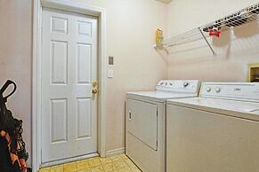 Beautiful Waterfront Home Close To Disney!large Spacious Layout, Pool 