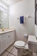 Beautiful Waterfront Home Close To Disney!large Spacious Layout, Pool 