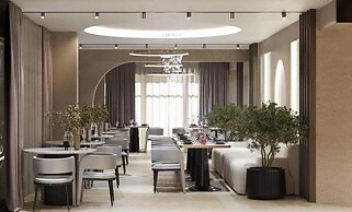 Noam Luxury Hotel