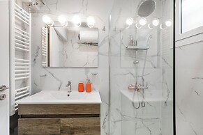 Halo - Luxury Studio in Athens