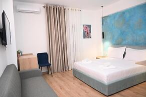 EMAR Beachfront Hotel Ksamil