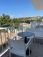 EMAR Beachfront Hotel Ksamil