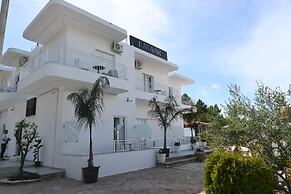 EMAR Beachfront Hotel Ksamil