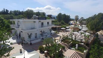 EMAR Beachfront Hotel Ksamil