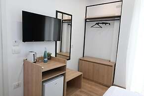 EMAR Beachfront Hotel Ksamil