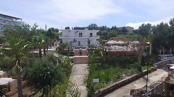 EMAR Beachfront Hotel Ksamil