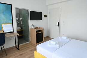 EMAR Beachfront Hotel Ksamil