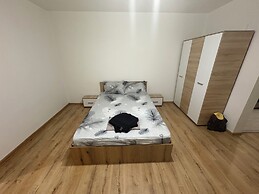 Garsoniera Lujerului Militari