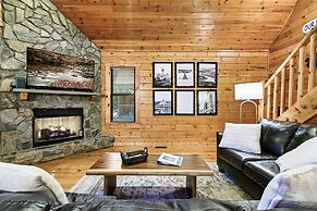 Resort Pool Fitness Room Hot Tub Jacuzzi