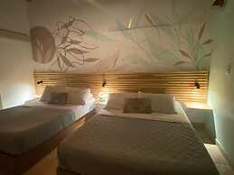 Tauro Black Suites
