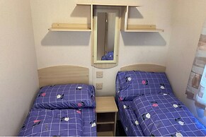 Seaside Bliss Retreat in Heart of Isle of Sheppy