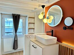 1533 Petites écuries