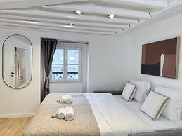 1533 Petites écuries