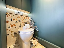 1533 Petites écuries