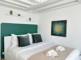 1533 Petites écuries