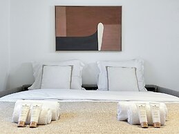 1533 Petites écuries