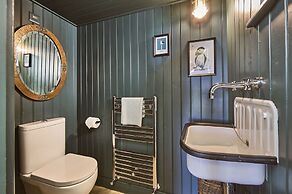 Captains Cottage