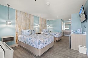 Bluff's Landing Lodge