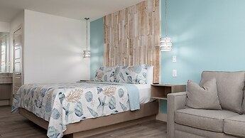 Bluff's Landing Lodge