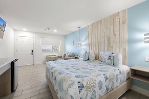 Bluff's Landing Lodge