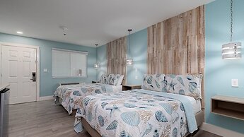 Bluff's Landing Lodge