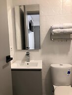 Hotel Saron