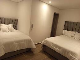 Hotel Saron