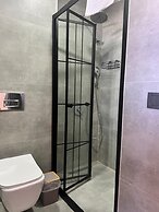 Trina Talles Alaçatı