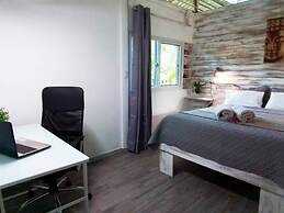 Casitas en la Jungla - Luz Tropical