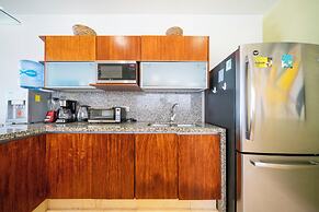 2 BR Condo with Rooftop Pool - Terrazas