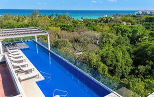 2 BR Condo with Rooftop Pool - Terrazas