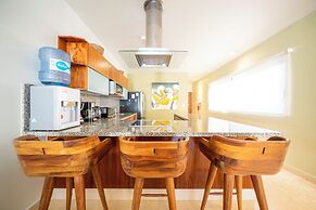 2 BR Condo with Rooftop Pool - Terrazas