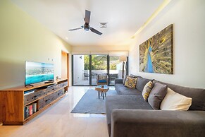 2 BR Condo with Rooftop Pool - Terrazas