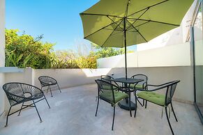 2 BR Condo with Rooftop Pool - Terrazas