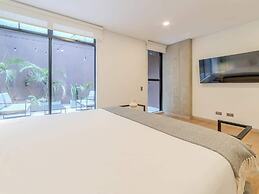 Panoramic 3 BR w/ Balcony in Laureles Medellín