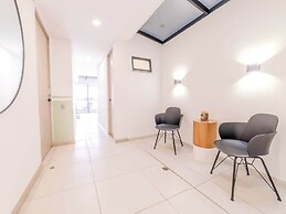 Panoramic 3 BR w/ Balcony in Laureles Medellín