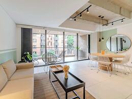 Panoramic 3 BR w/ Balcony in Laureles Medellín