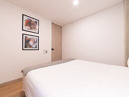 Panoramic 3 BR w/ Balcony in Laureles Medellín