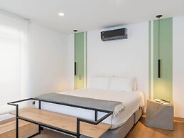 Fantastic 3 BR w/ Balcony in Laureles Medellín