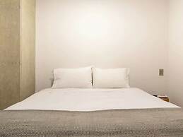 Fancy 3brw/ Balcony in Laureles Medellín