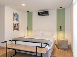 Fancy 3brw/ Balcony in Laureles Medellín