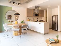 Fancy 3brw/ Balcony in Laureles Medellín