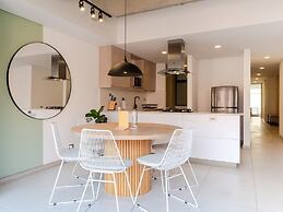Fancy 3brw/ Balcony in Laureles Medellín