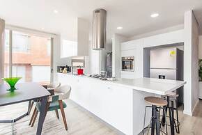 Modern Apartment in Usaquien