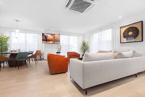 Stylish 3BR Villa by Vistacana Rentals