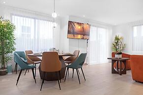 Stylish 3BR Villa by Vistacana Rentals